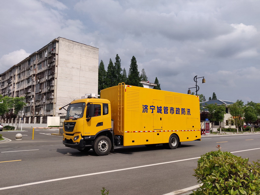 東風天錦2000方大流量排水車